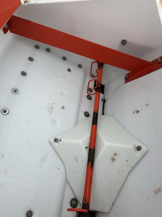 Semanatoare Kuhn Maxima 4 randuri