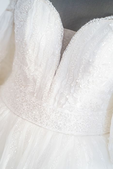 Vand rochie mireasă