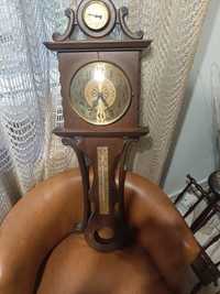 Busolă + ceas unul din bronz altul din lemn