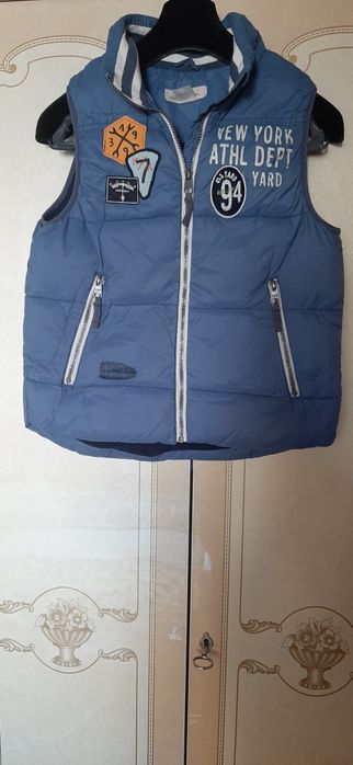 Теплая безрукавка на подростка