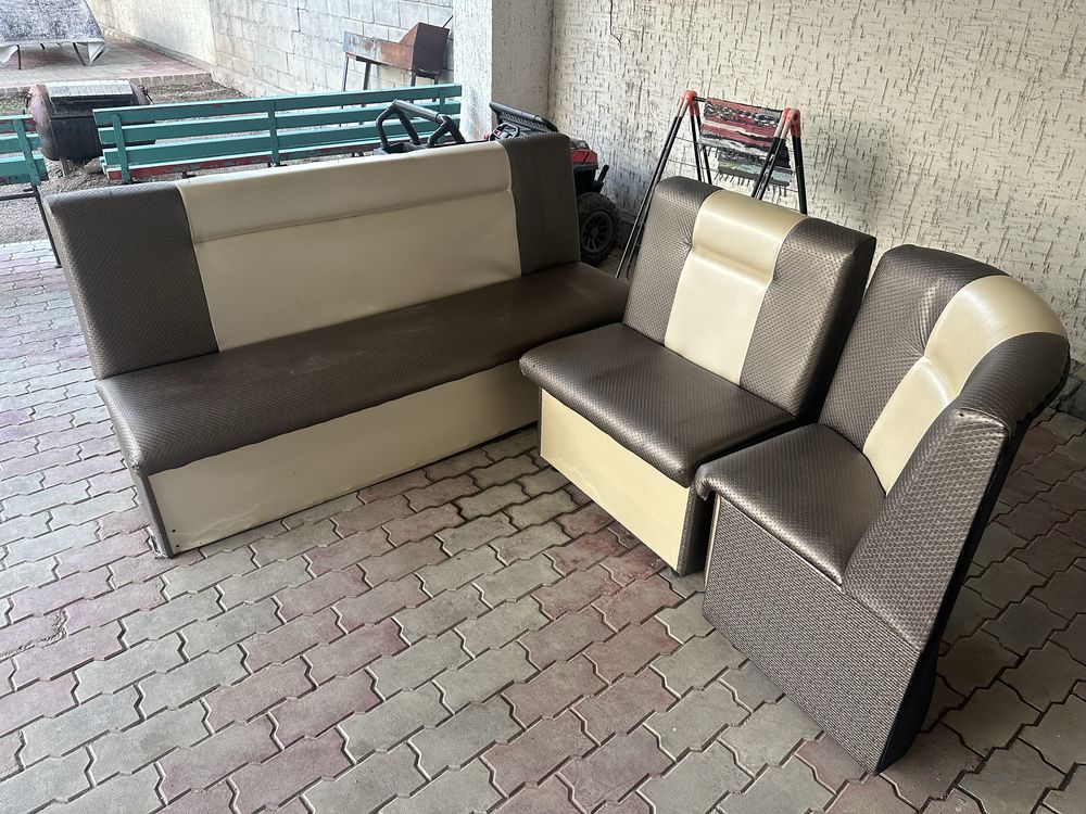 Продам угловой мини диван