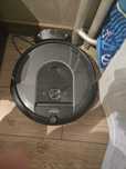 Продавам: Roomba i8 робот прахосмукачка