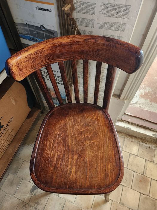 Продам венские стулья