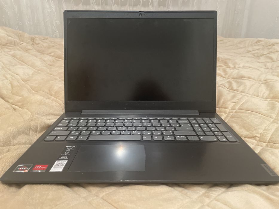 Ноутбук Lenovo Ryzen 5 с гарантии
