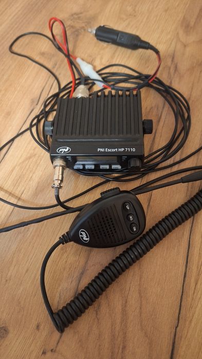 Stație radio auto PNI