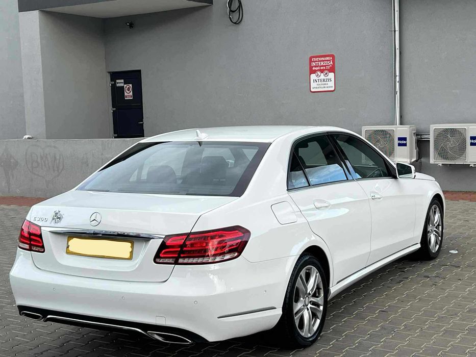 Dezmembrez mercedes e300 w212 facelift hybrid 2.2 om651