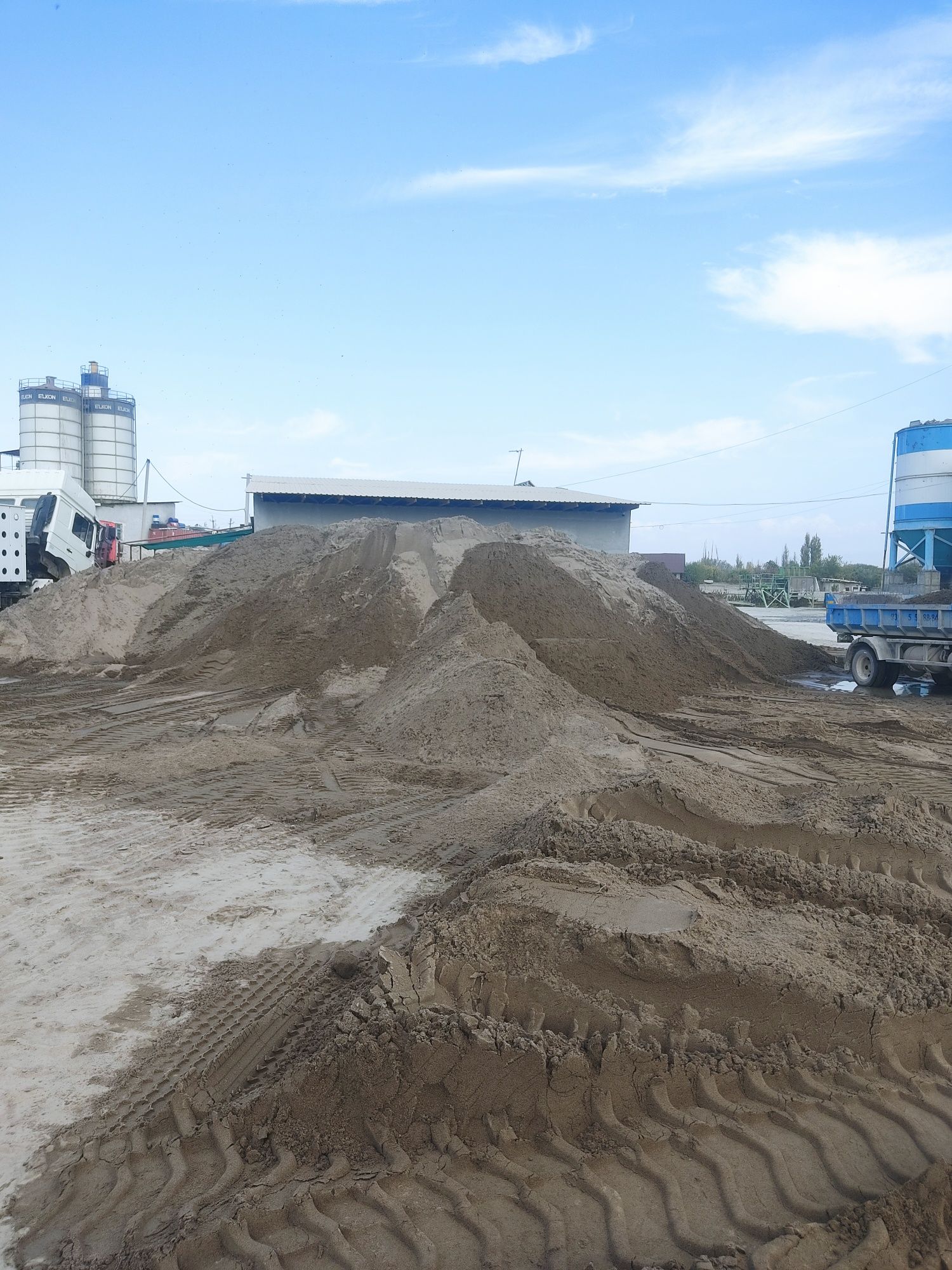 Кампот 70/30 клинец шебен песок булыга по городу Ташкент и Таш обл