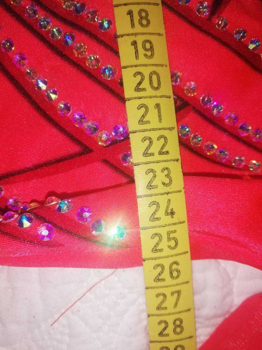 Трико художествена гимнастика