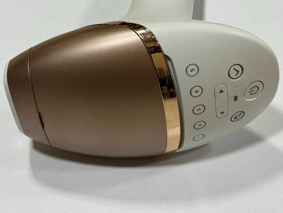 Фотоепилатор Philips Lumea BRI956/00
