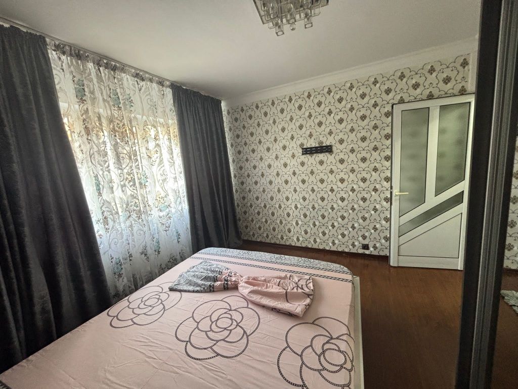 Închiriez Apartament