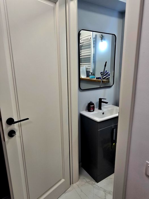 Închiriez Garsoniera Nouă