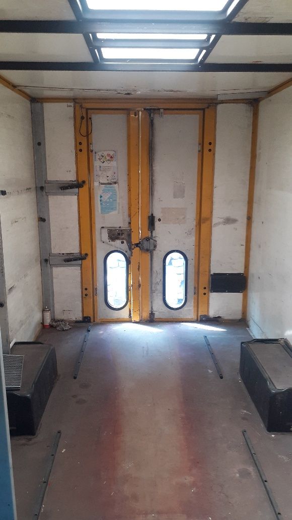 Foodtruck Autorulota Service Vulcanizare Catering Sprinter
