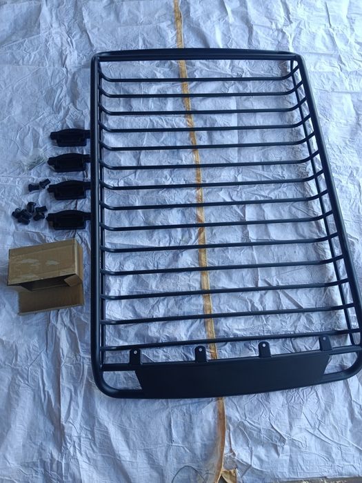 Продам новые универсальные всебагажники на крышу автомобиля