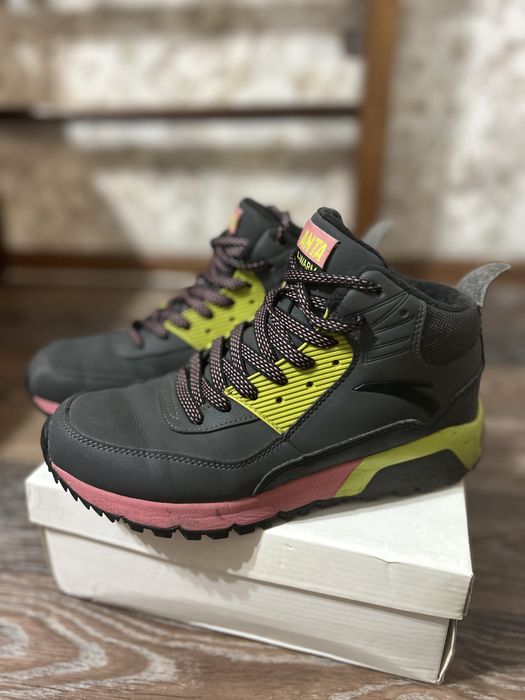 зимние кроссовки ANTA