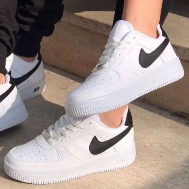 Нови маратонки NIKE+ подарък чорапки Nike