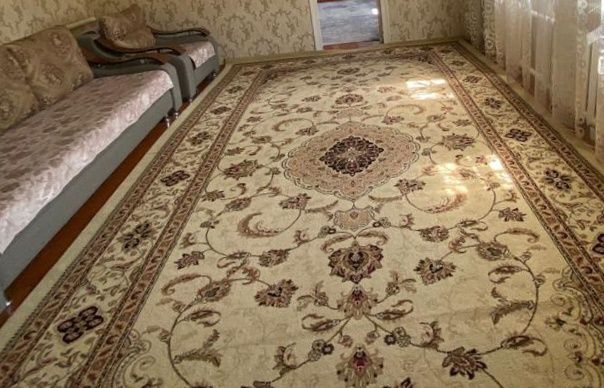 Продам ковёр 11000