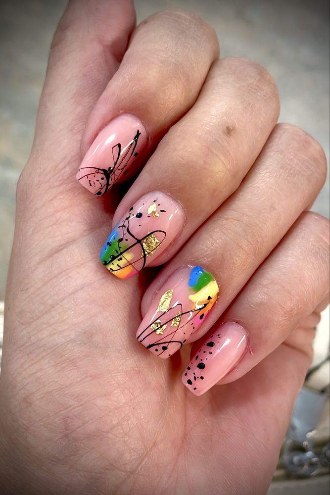 Manichiură , pedichiură ojă semi, gel , polygel si protezare acryl