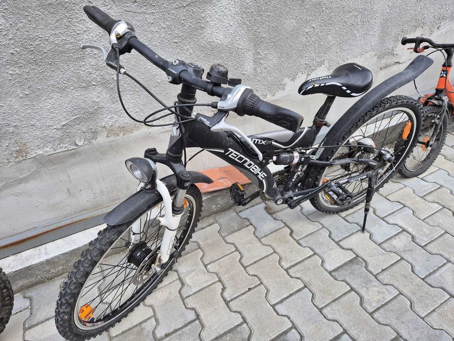 De vanzare doua biciclete copii