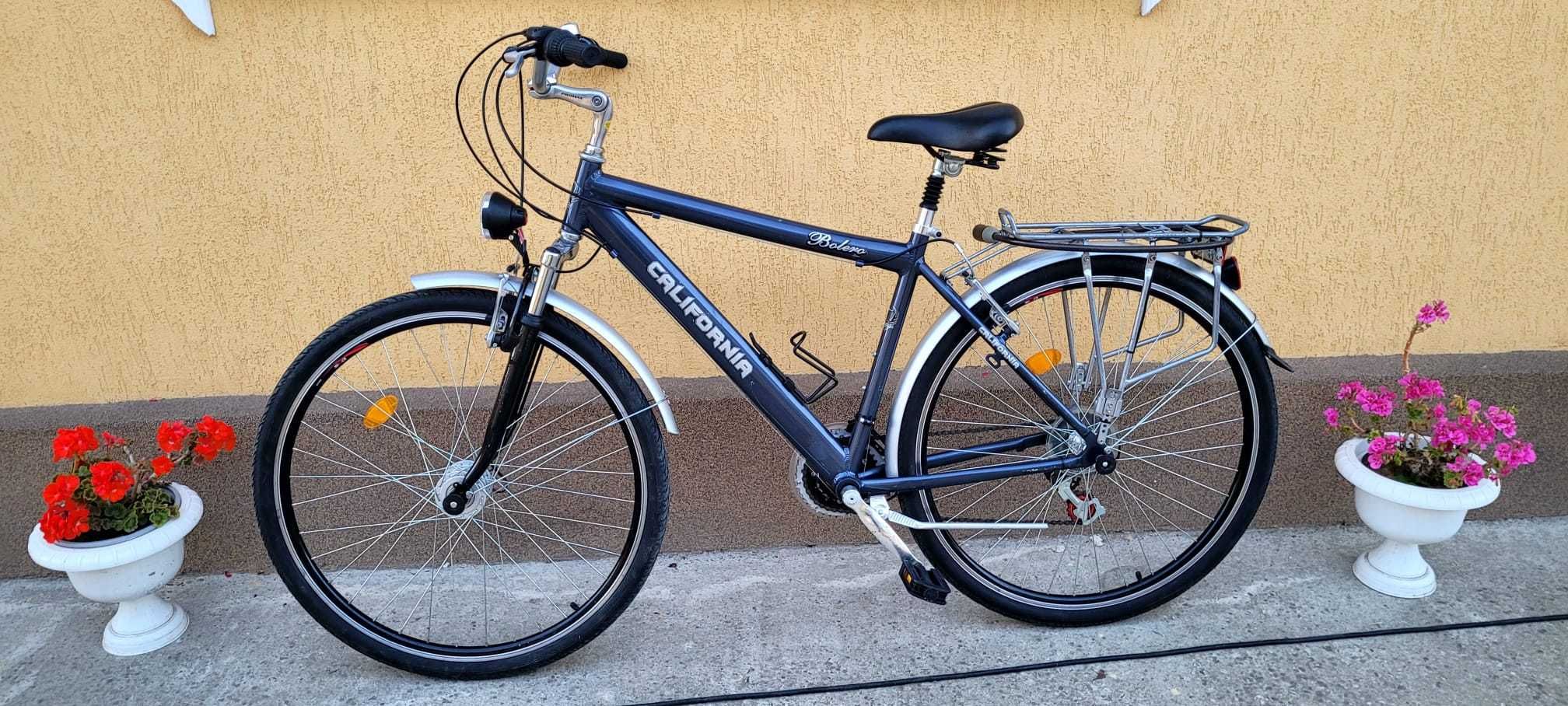 Bicicletă Trekking DHS California Bolero 28 inch