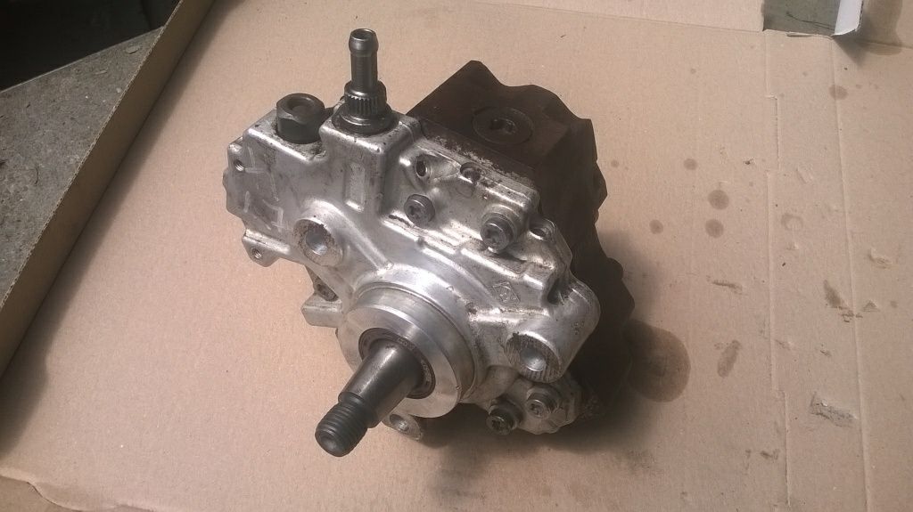 Pompă motorina opel astra h 1.7 cdti