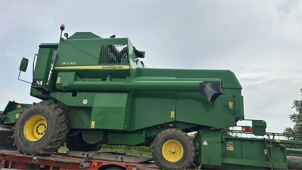 Продается комбайн John Deere W230 — в отличном состоянии!