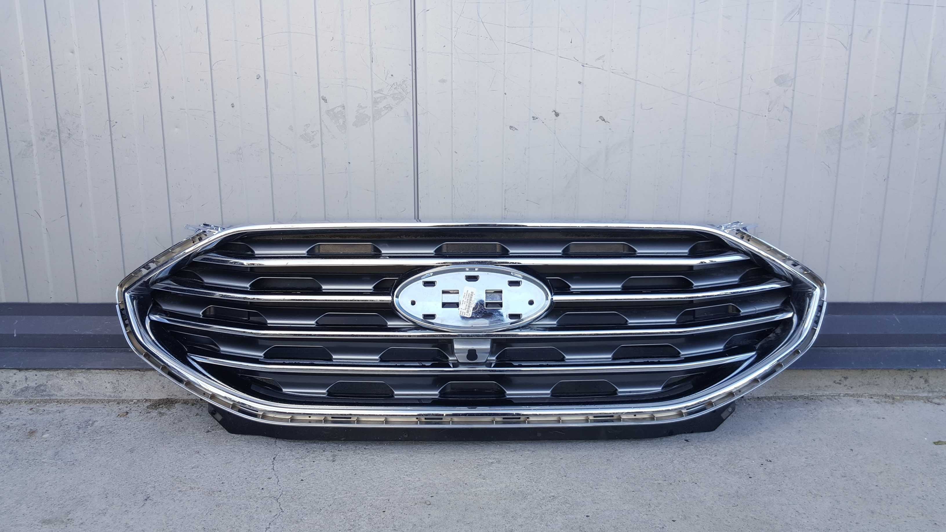 grila centrala ford edge