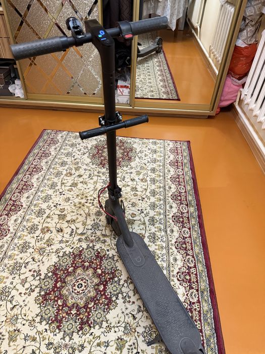 Продам Электросамокат бу почтм новый