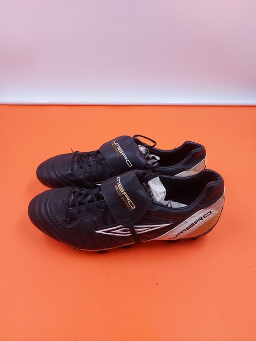 Umbro номер 44 Оригинални футболни обувки
