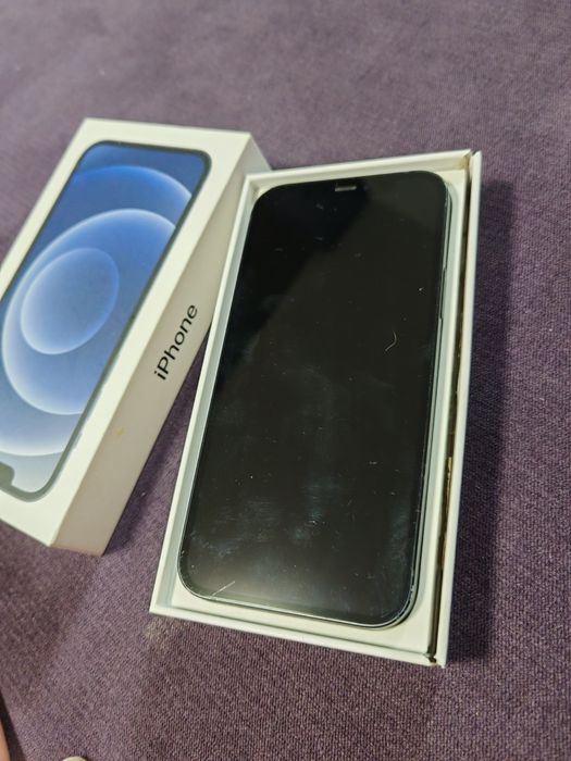 iPhone 12 Black 64 GB