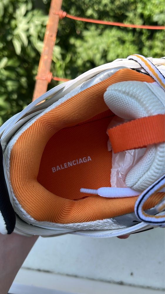Balenciaga Track