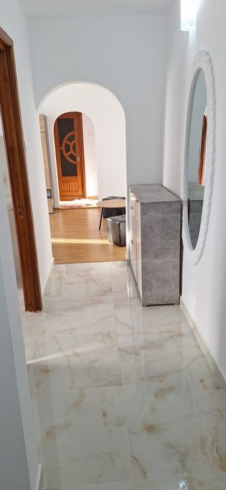 Apartament 2 camere semidecomandat