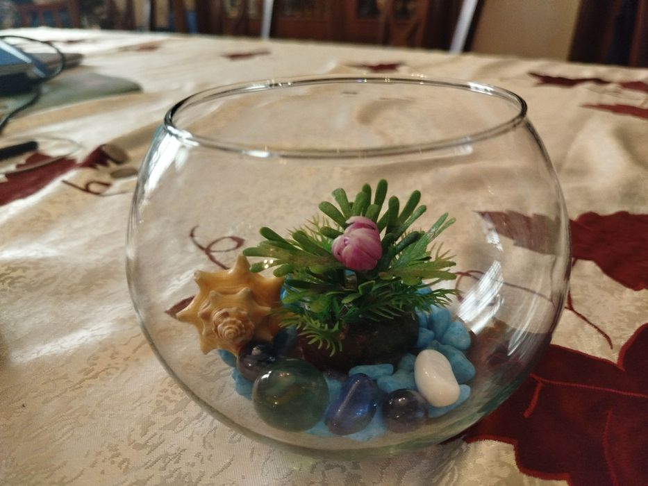 Аквариум сотилади