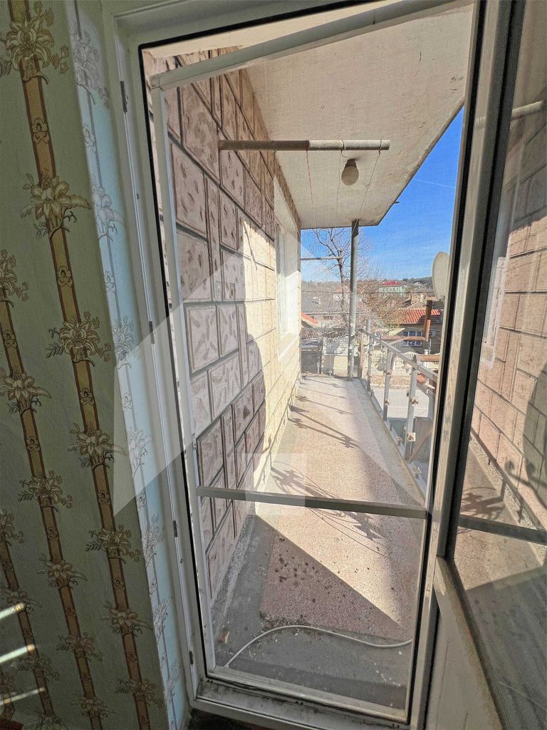 Продава се Къща в Нови пазар - 174 кв.м за 704 €/кв.м - Снимка #3