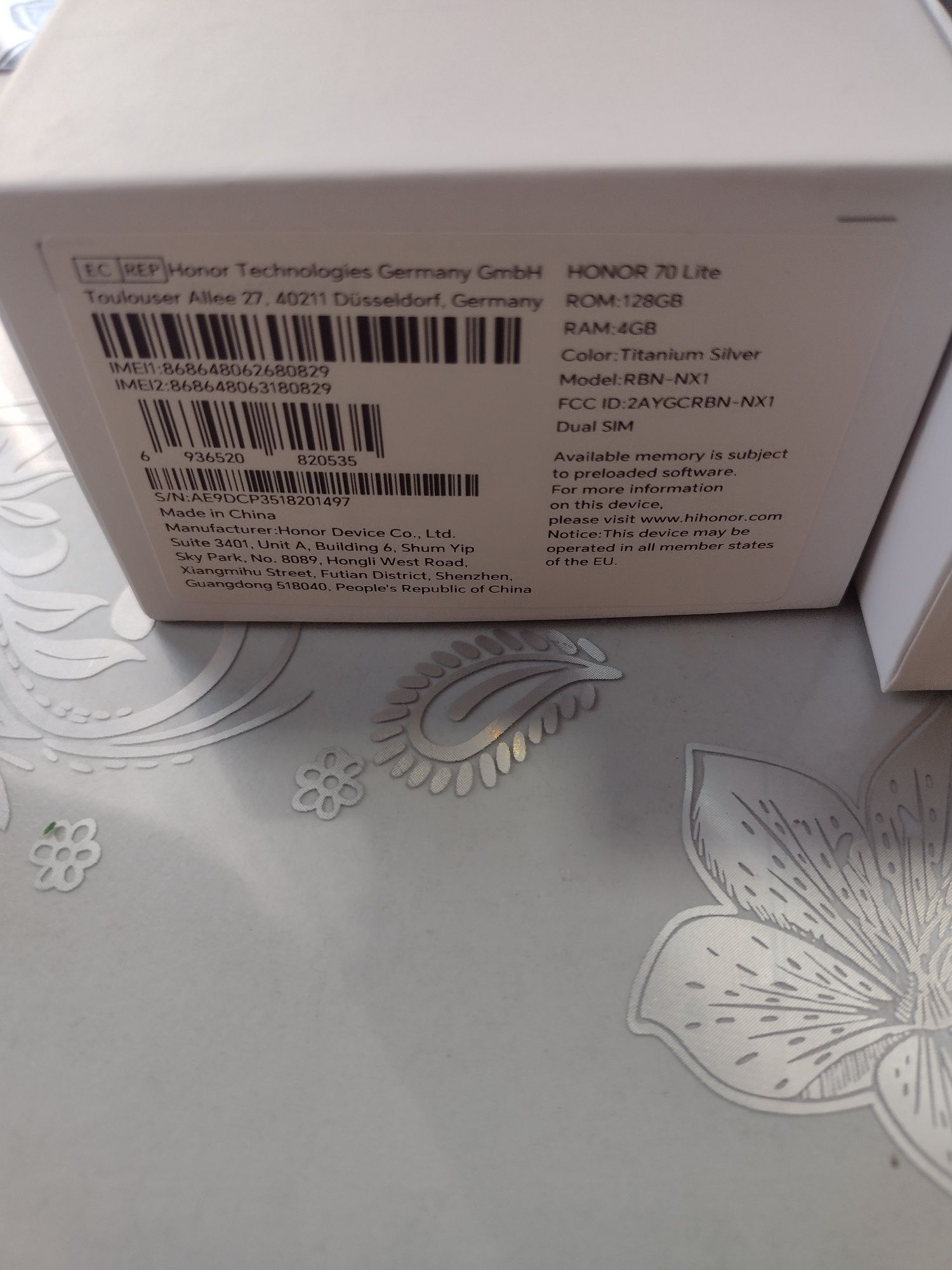 Honor   70  Lite