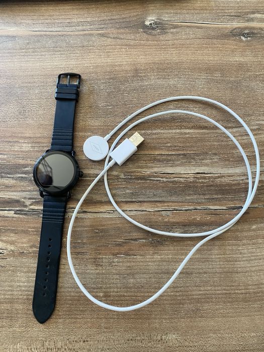 Fossil q wander dw2b