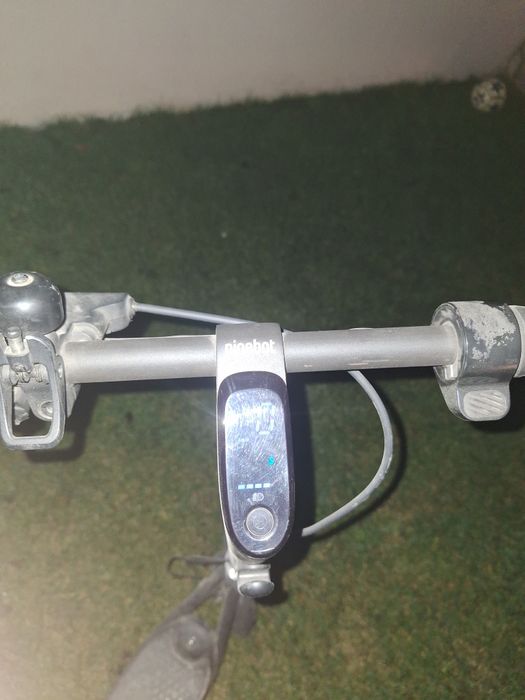 Trotineta electrica ninebot kickscooter f2