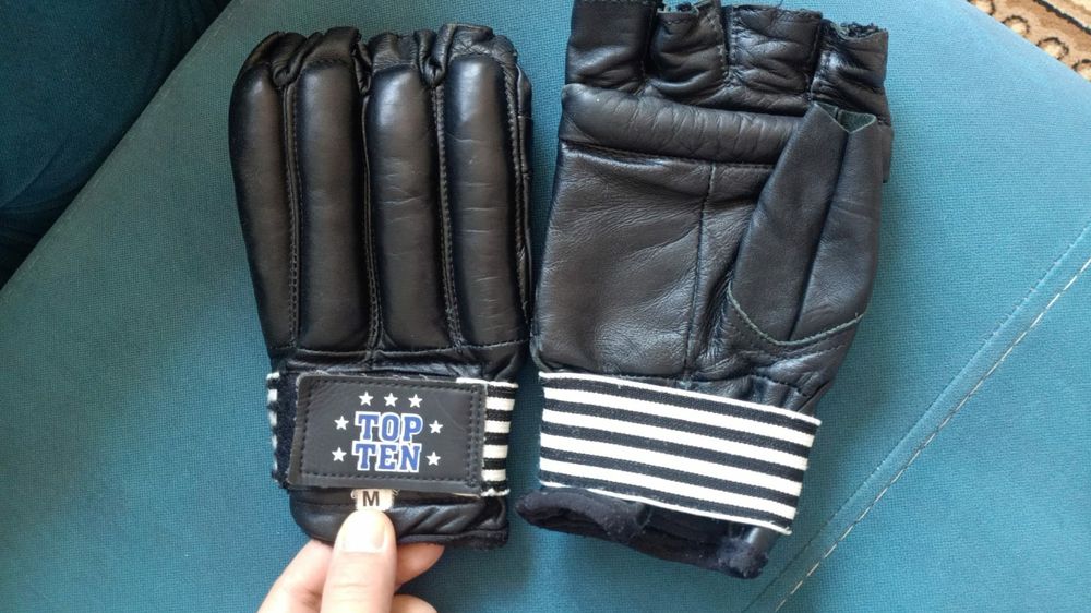 Продам перчатки для тренировок