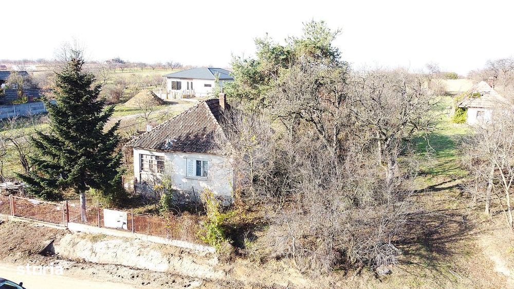 Casa cu Teren Mare si Pozitie Excelenta-Viile Satu Mare