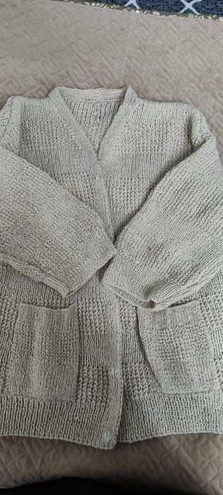 Теплая кофта,ручная вязь!