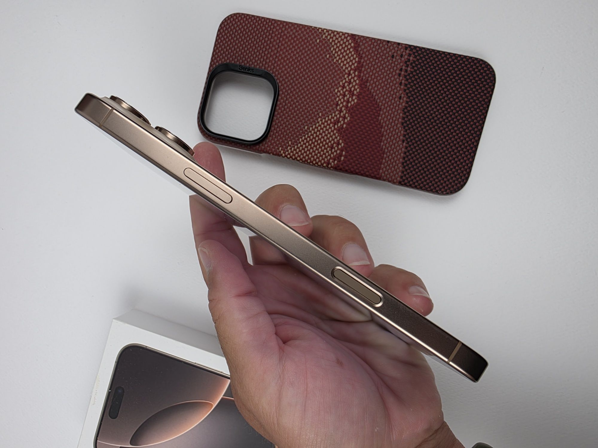 iPhone 16 Pro Max 256 Desert Titanium Гарнция