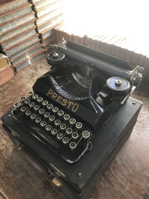 Masina de scris Presto vintage