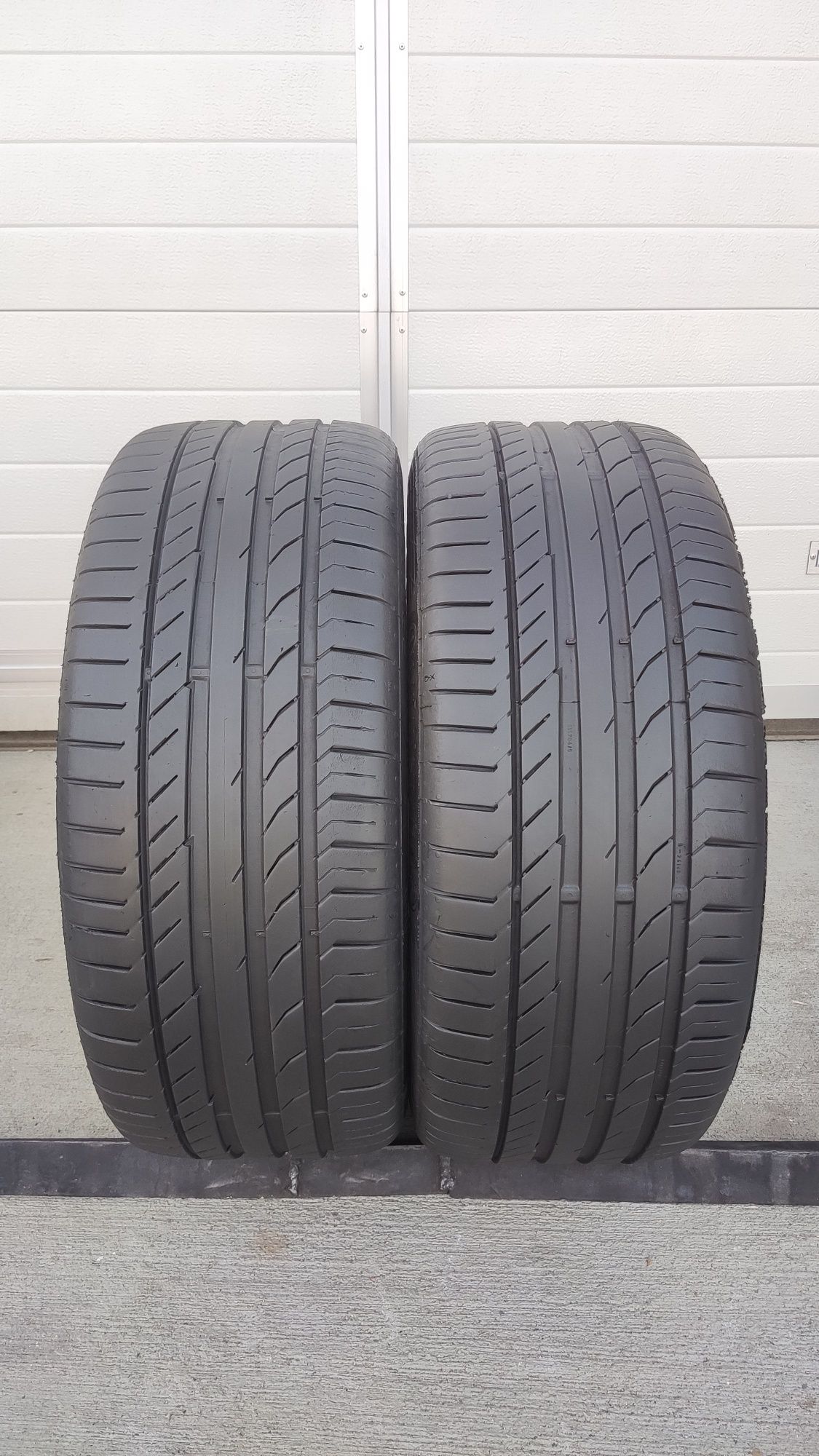 2бр. летни гуми 225/45/17 Continental Premium Contact 5, Runflat,SSR
d
