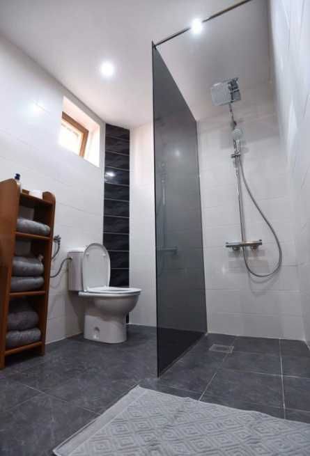 Дава се под наем Тристаен апартамент в Пловдив, Гагарин - 82 кв.м за 387.6 € - Снимка #5