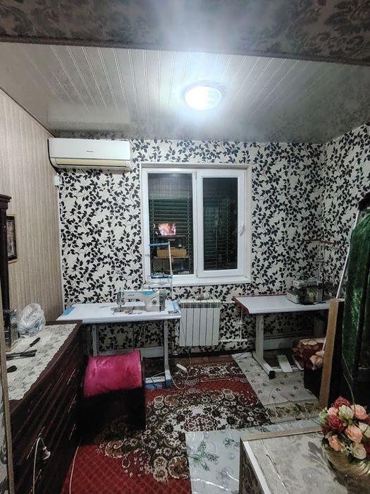 Сергели Дустлик 1. 1/5/5 Квартира чистая, балкон 2x6 не Торц, разделен