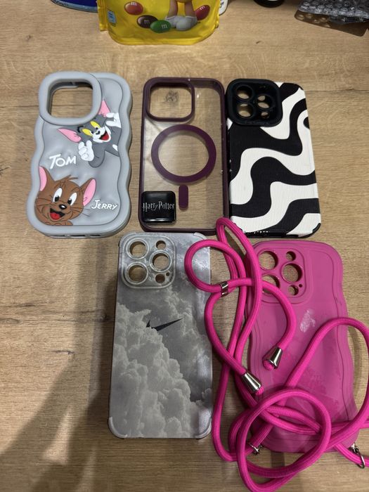 Продам чехлы на iphone 15pro