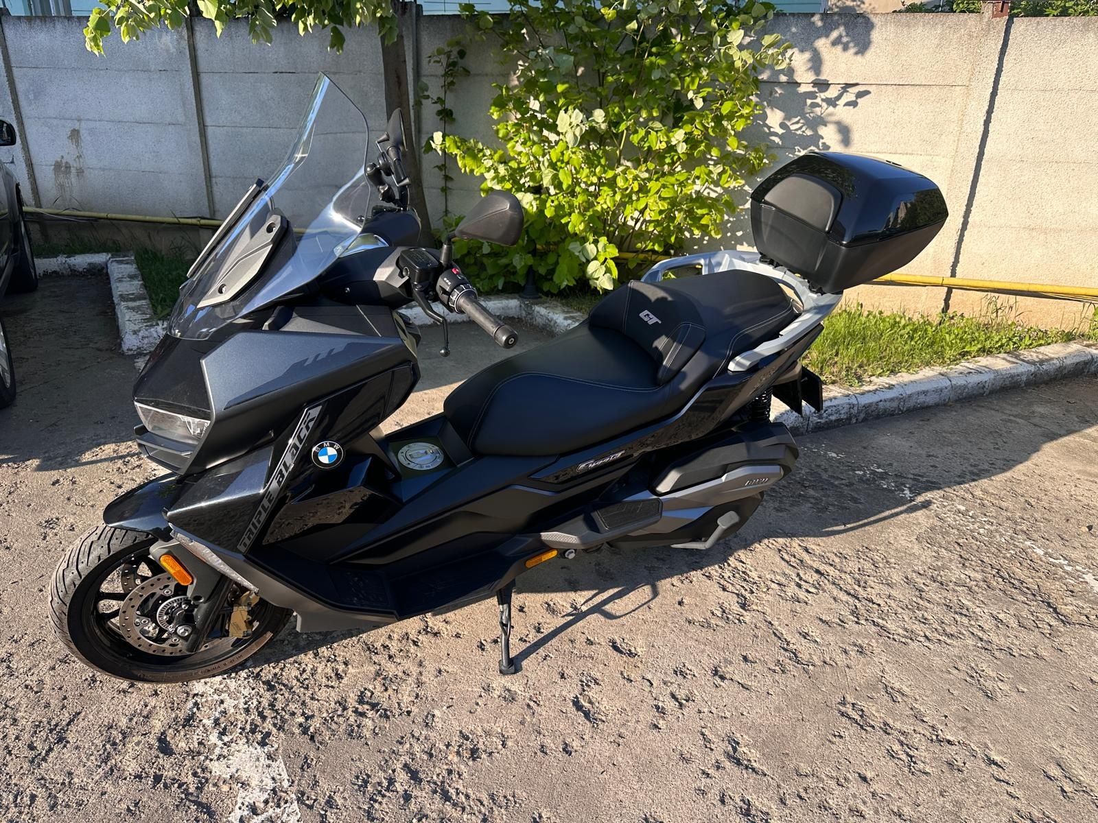 Scuter BMW C400GT Triple Black 2022 - 4000 KM