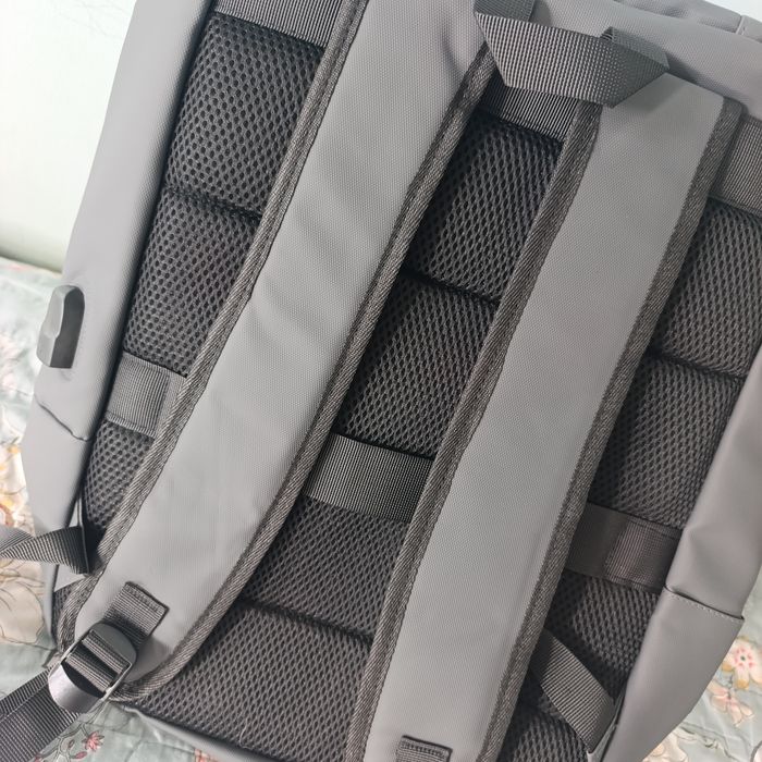 Sifatli Sumka sotiladi