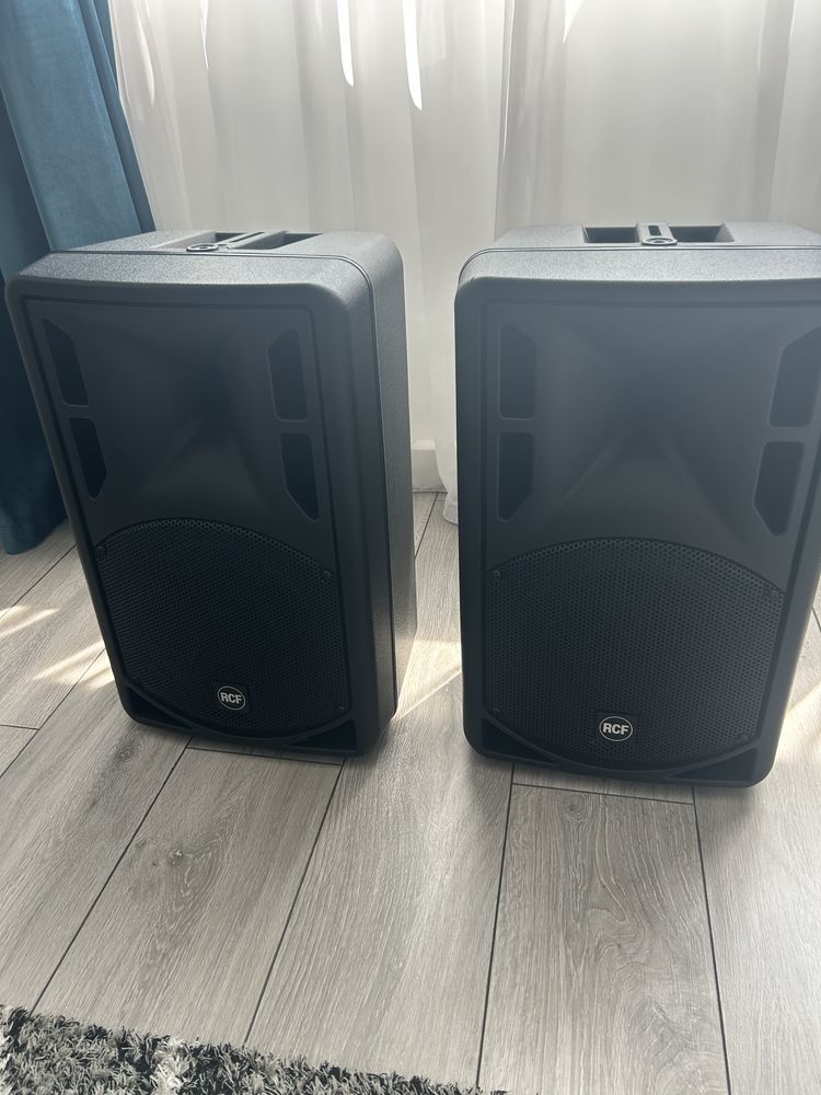 Mixer activ+boxe pasive RCF in stare perfecte de functionare