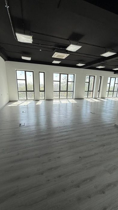 Продается офис Улица Махтумкули
1061м2