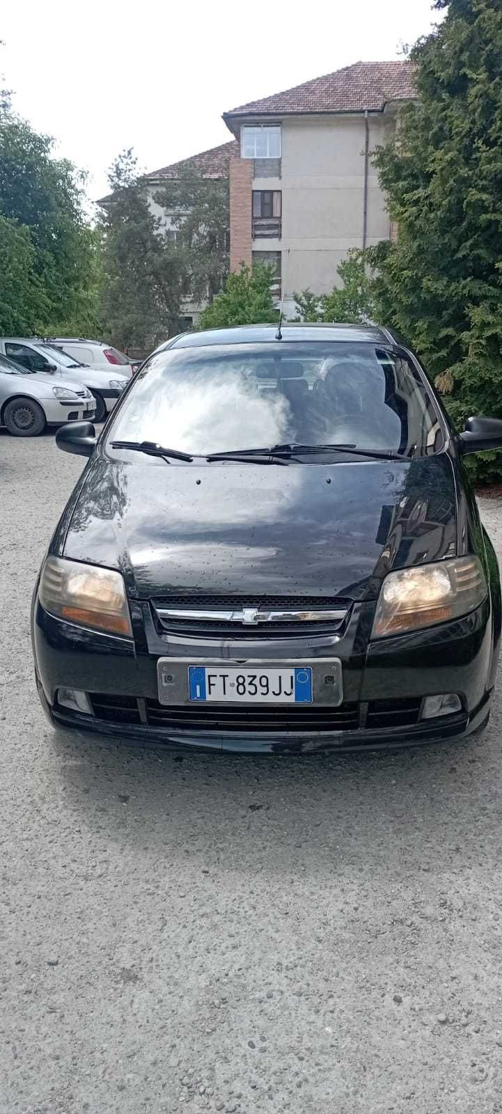 Masina e ca nouă unic proprietar, distribuție schimbata